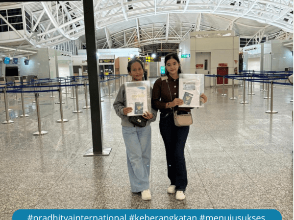 Putu Krisna Wati & Melinda Al Afsa berangkat ke Maldives